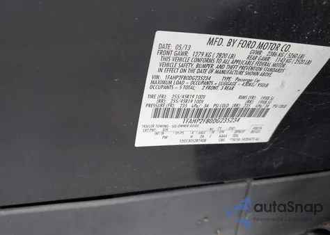 2013 Ford Taurus Limited z USA, uszkodzony, nr VIN 1FAHP2F80DG235234